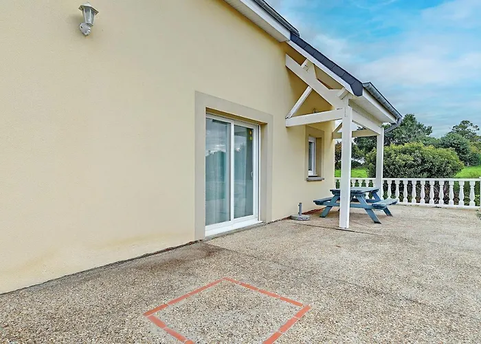 Baie Du Mont Michel Nyaraló *