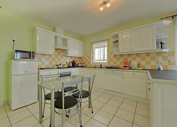 Baie Du Mont Michel * Saint-James