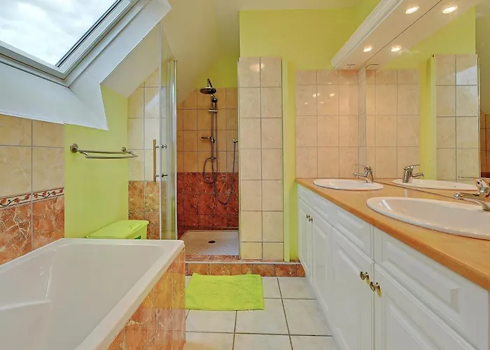 Baie Du Mont Michel Nyaraló Saint-James